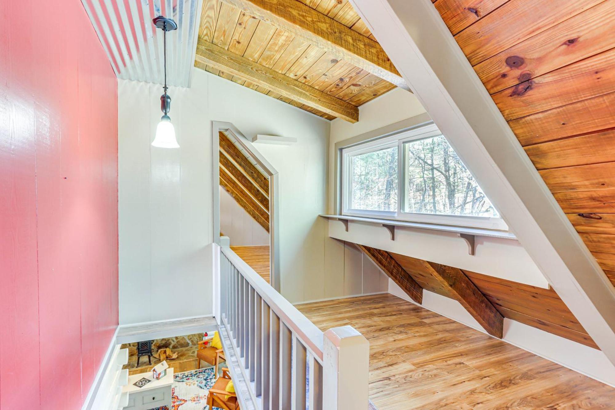 Dog-Friendly Hiawassee Cabin With Decks And Fire Pit! 외부 사진