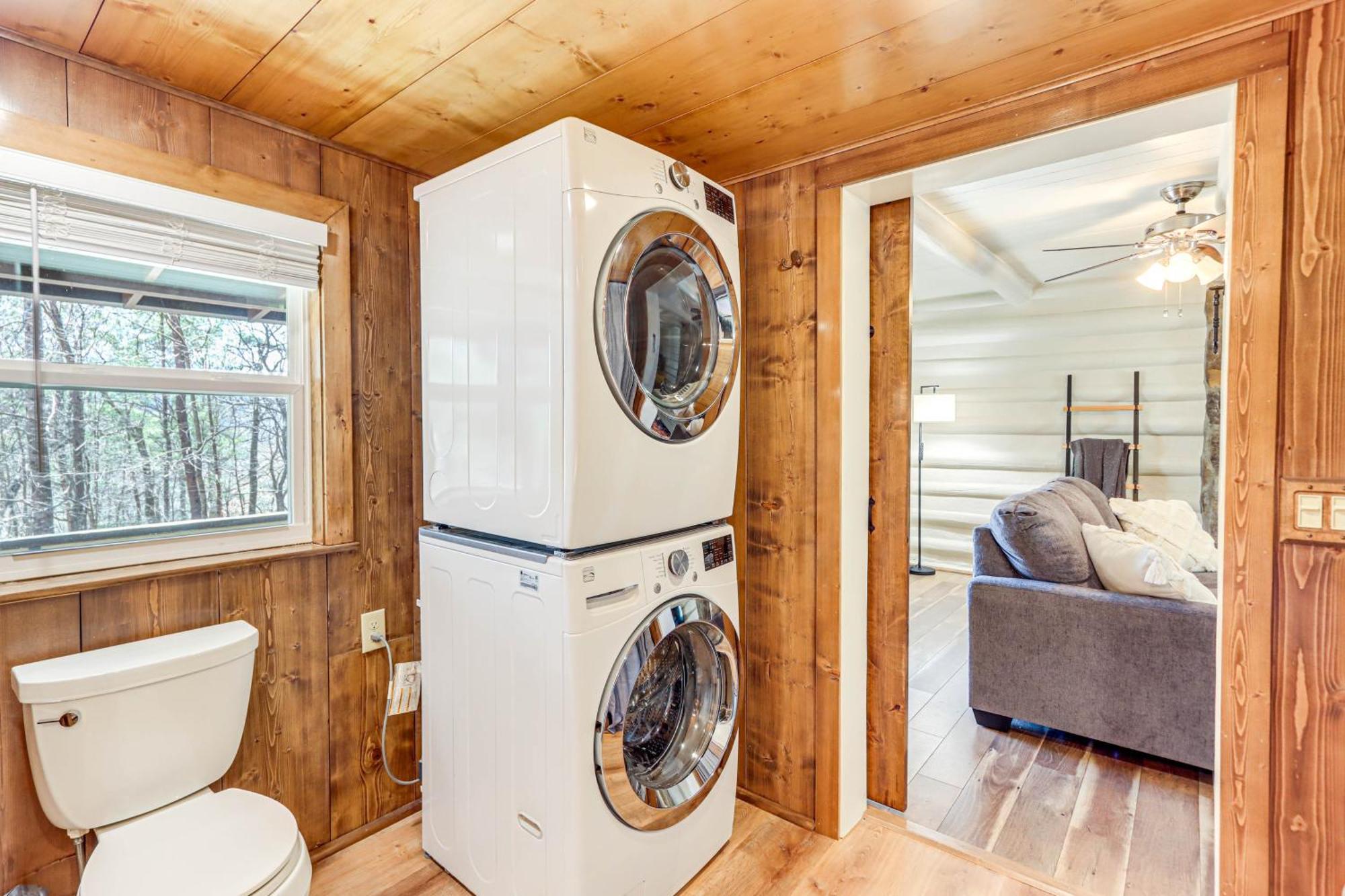 Dog-Friendly Hiawassee Cabin With Decks And Fire Pit! 외부 사진